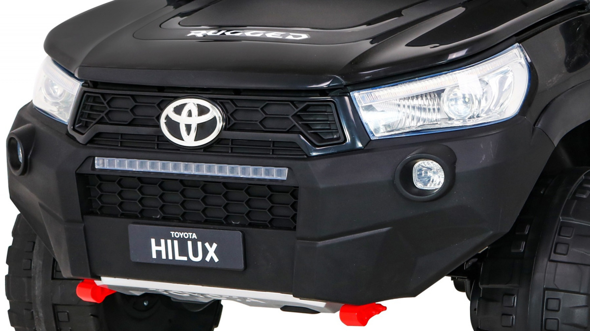 Elektromos kisautó Gio Toyota Hilux 4x4 kétszemélyes terepjáró bőrülés, 2.4 GHZ távirányító, gumi kerék, slusszkulcs, 2db 12 Voltos akkumulátor - kép 14