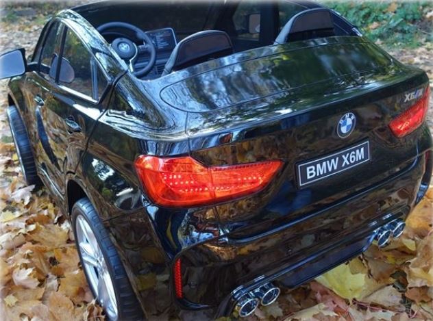 Elektromos kisautó Gio BMW X6 M 2 személyes gumi kerékkel, bőrüléssel, nyitható ajtókkal, 2.4 GHZ távirányítóval - kép 3